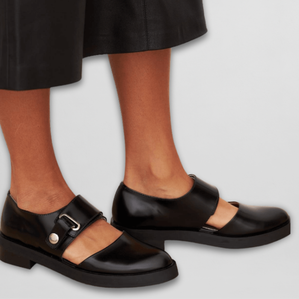 Sara- CLASSIC MARY JANES